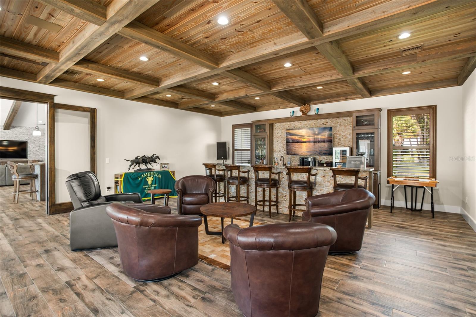 O6130835 Property Photo