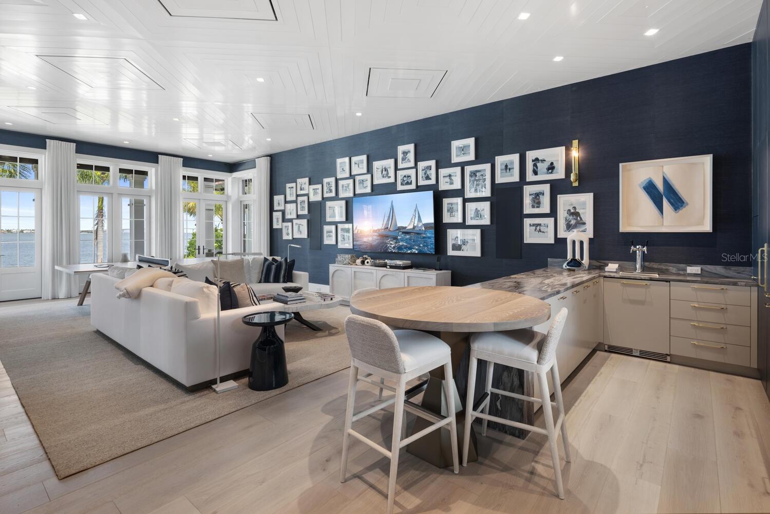 A4579757 Property Photo