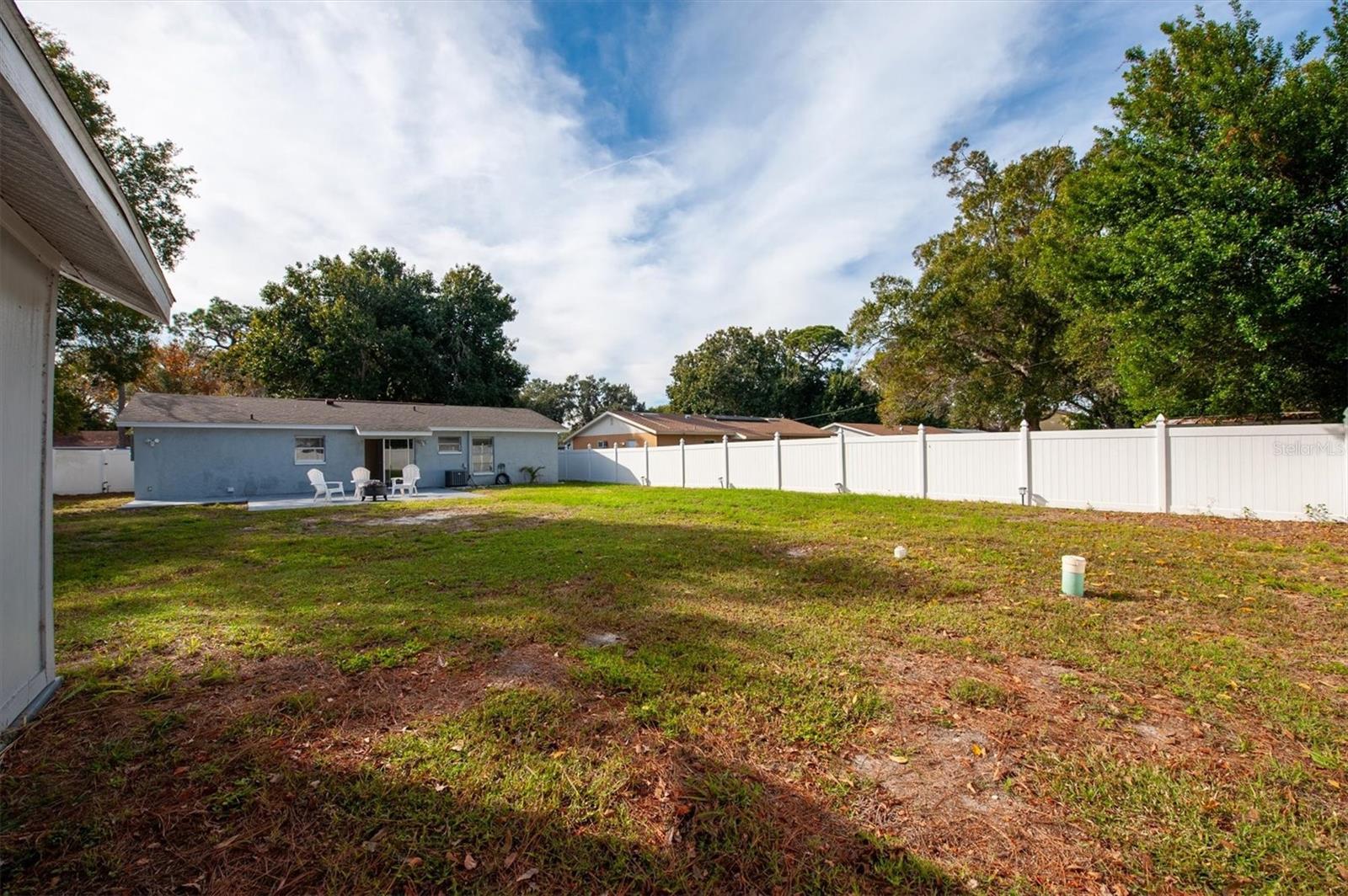 U8225624 Property Photo