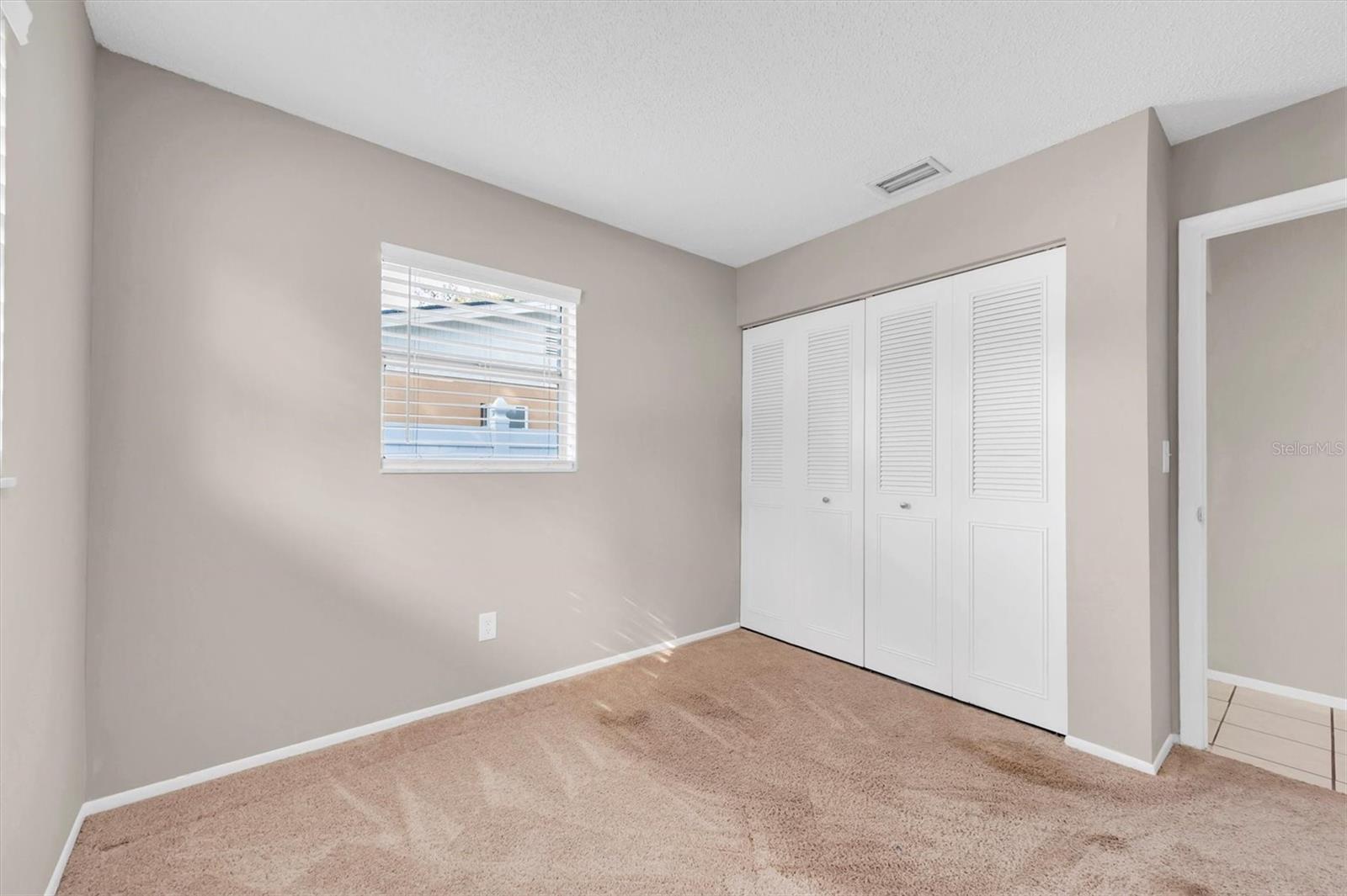 U8225624 Property Photo