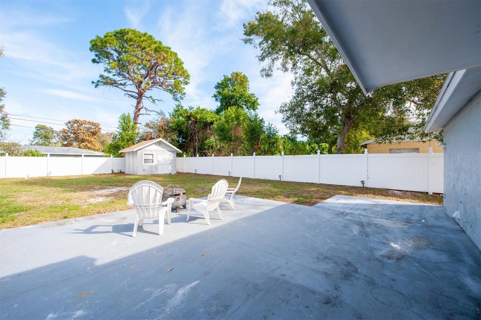U8225624 Property Photo