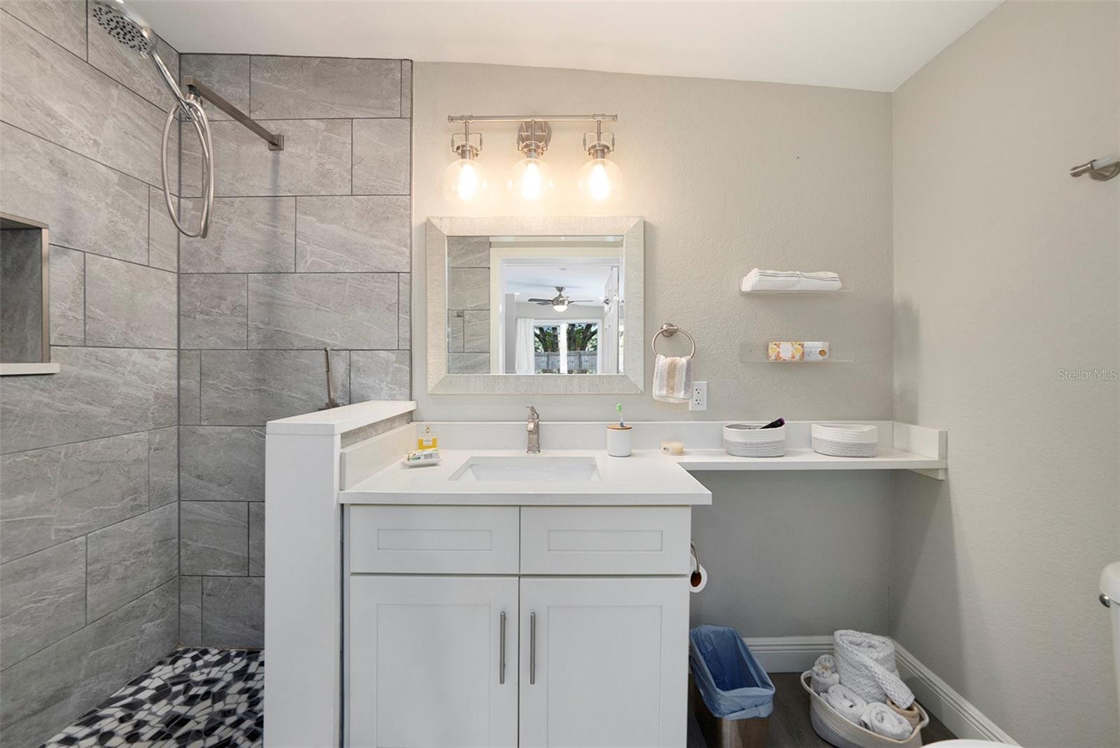 U8226526 Property Photo