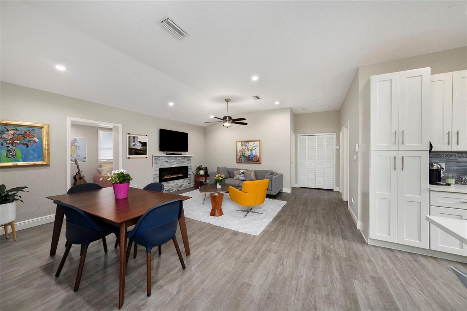 U8226526 Property Photo