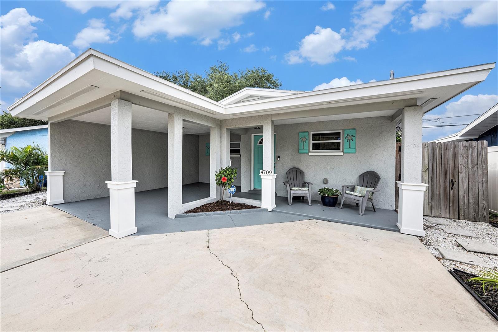 U8226526 Property Photo