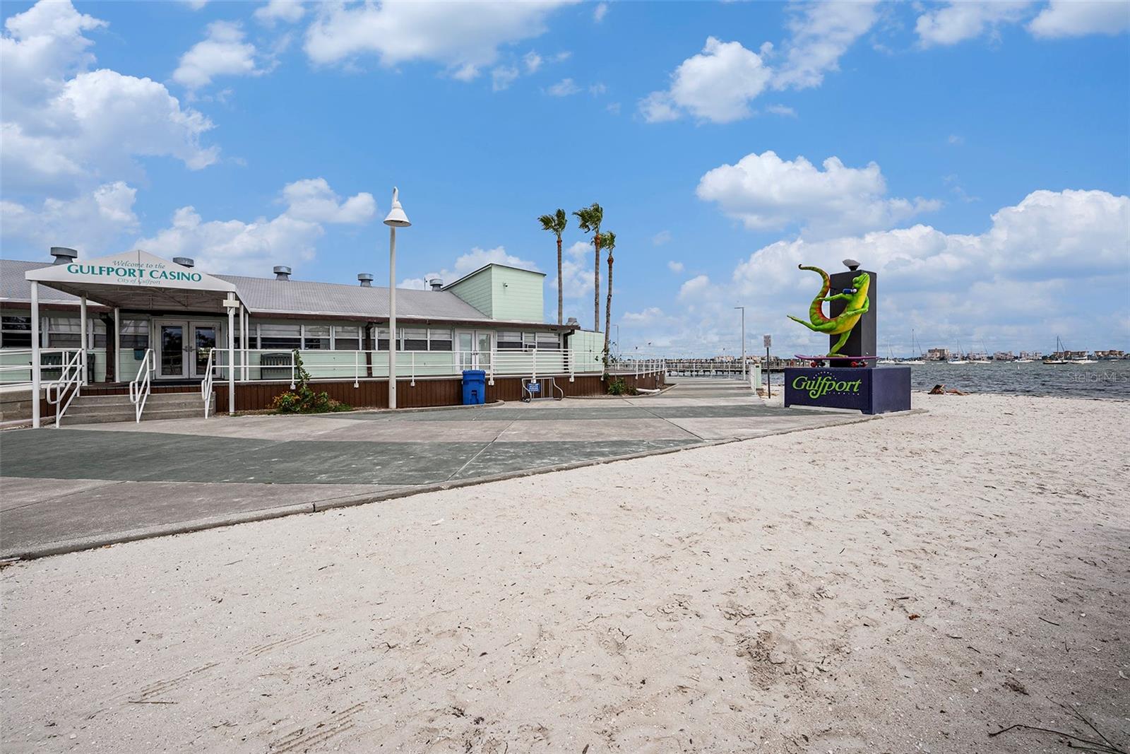 U8226526 Property Photo