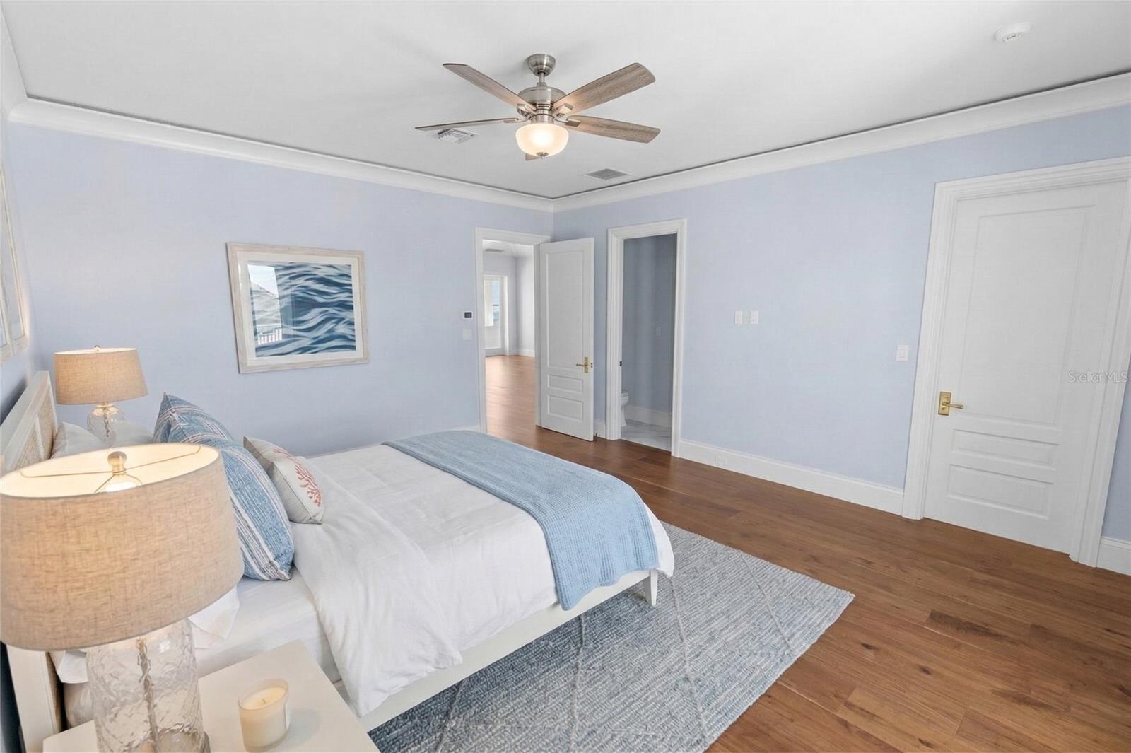 D6134942 Property Photo