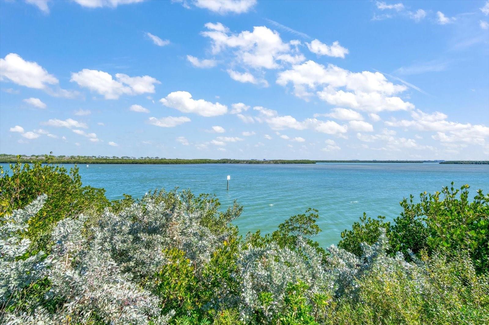 U8231430 Property Photo