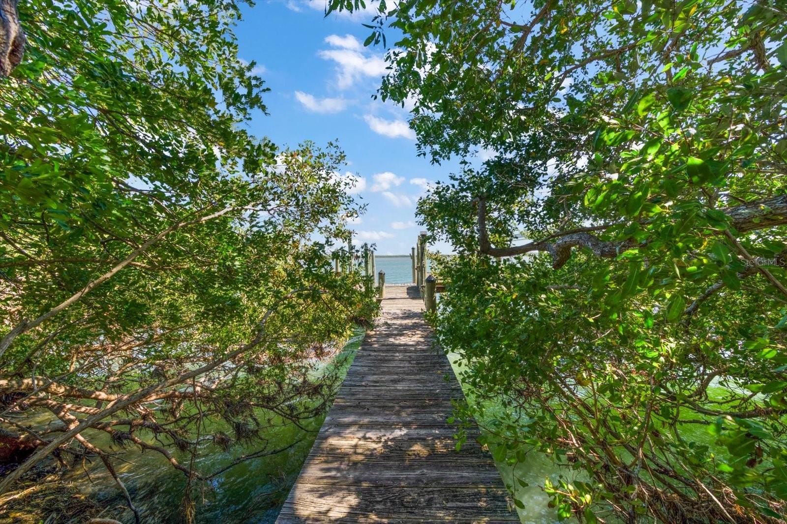 U8231430 Property Photo