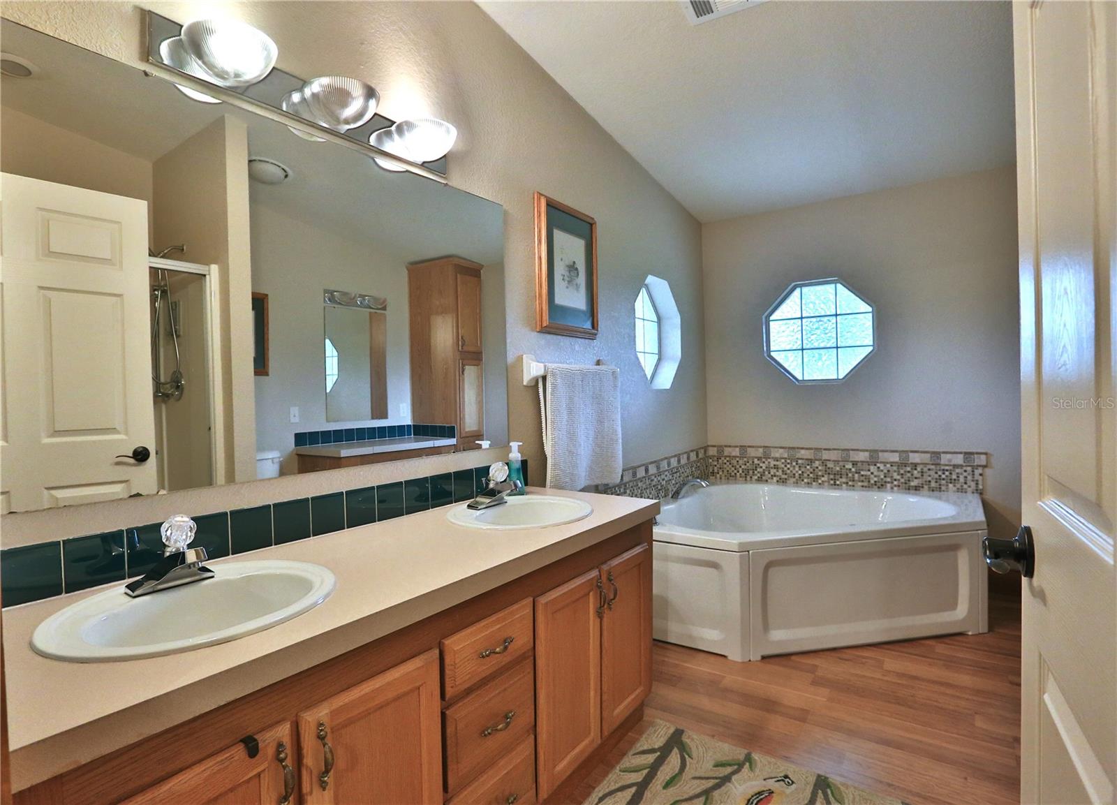 OM679092 Property Photo