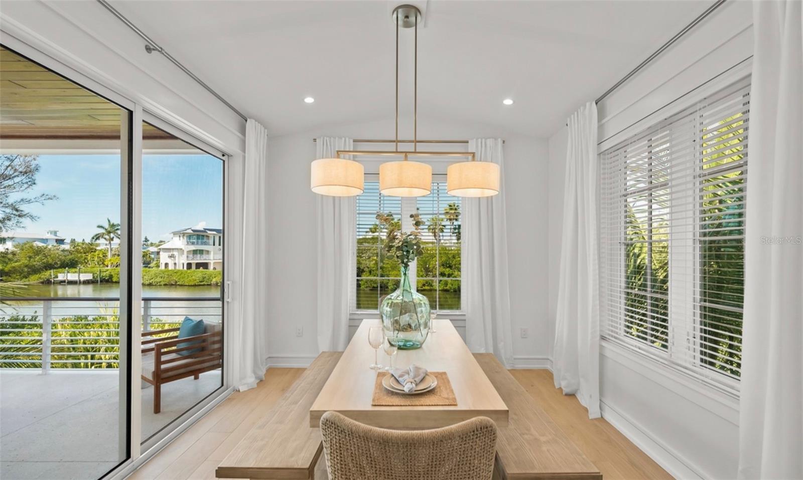 A4612343 Property Photo