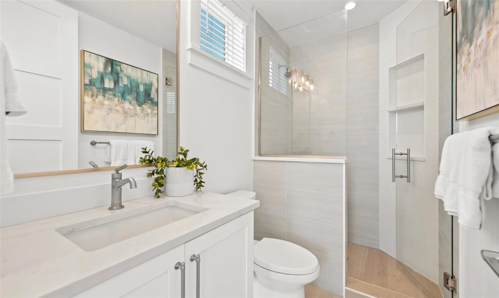 A4612343 Property Photo