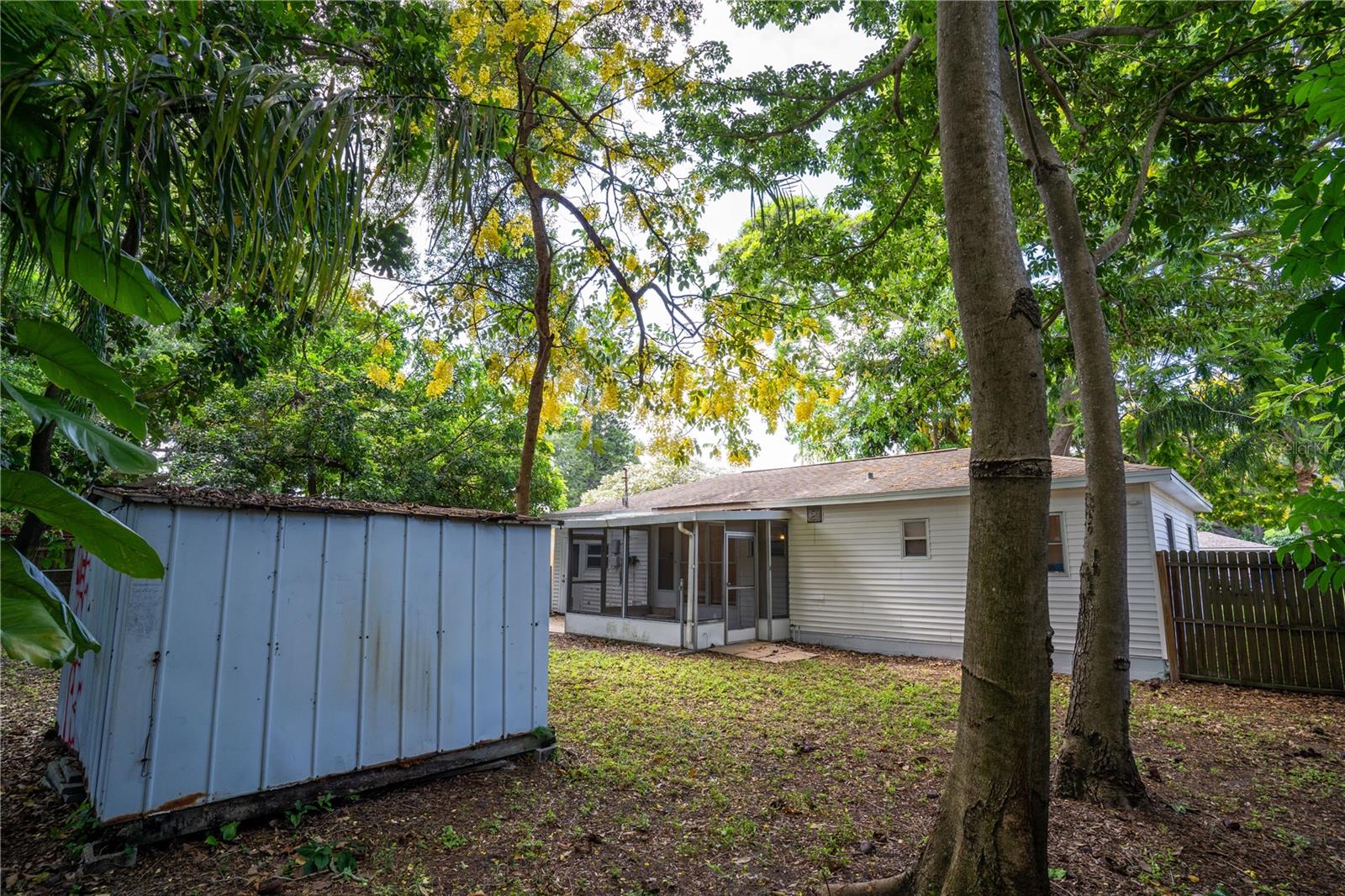 U8246962 Property Photo