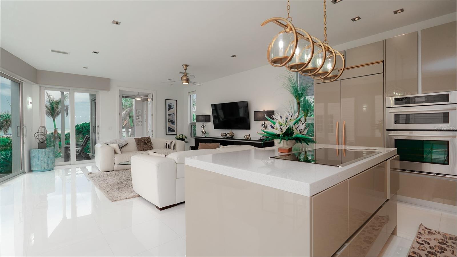 A4615677 Property Photo