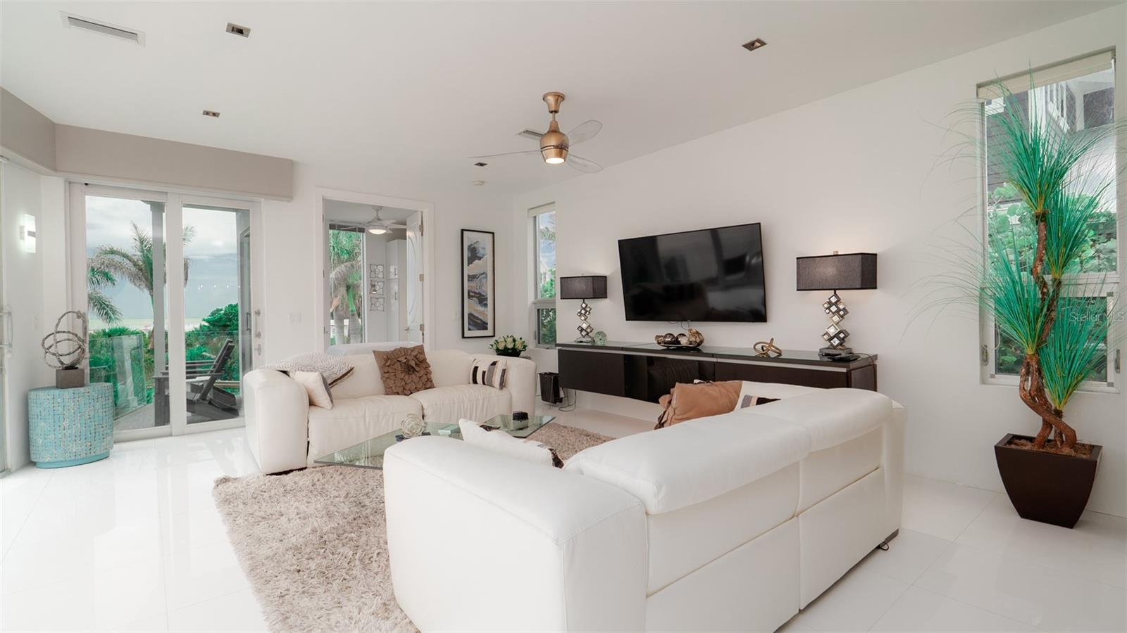 A4615677 Property Photo