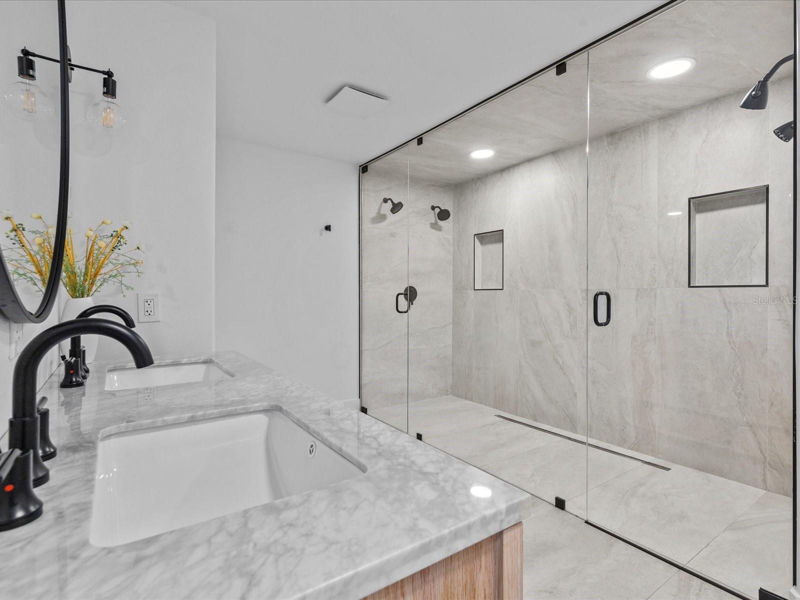 T3544314 Property Photo