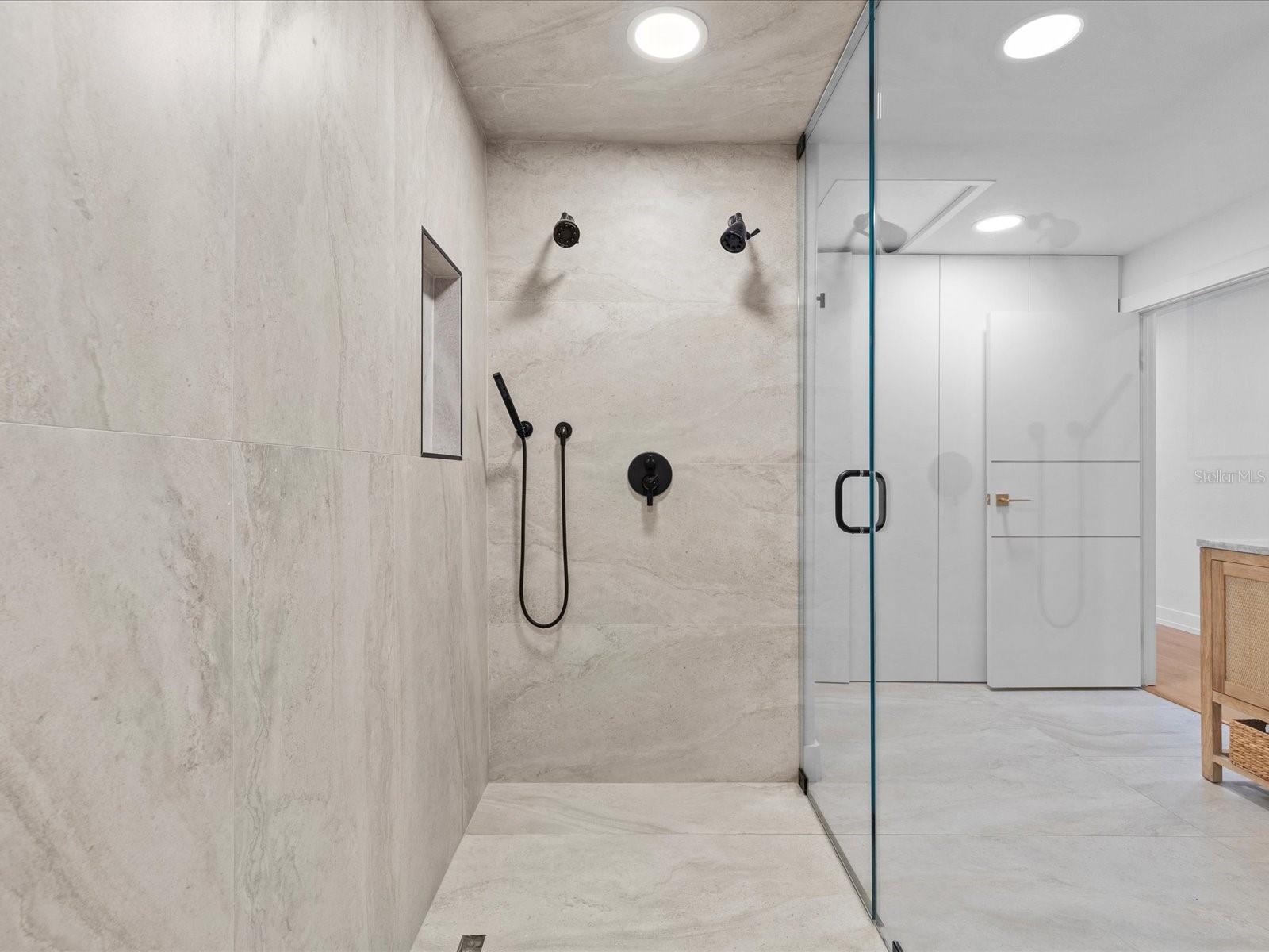 T3544314 Property Photo