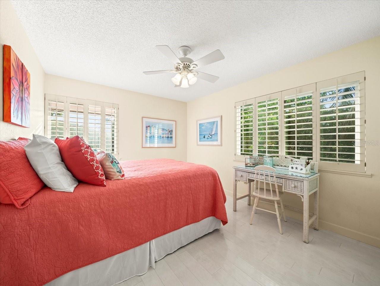U8252027 Property Photo