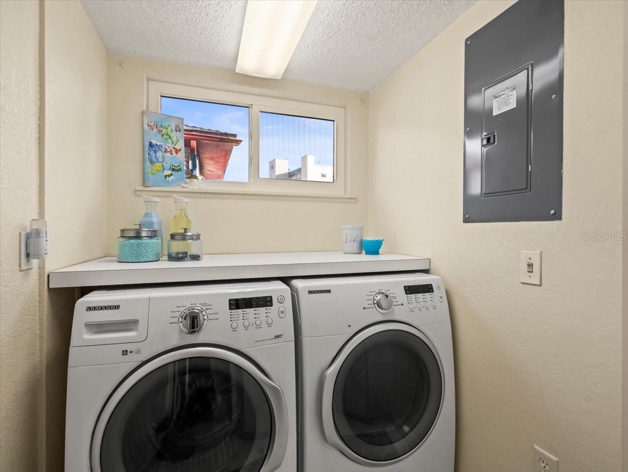 U8252027 Property Photo