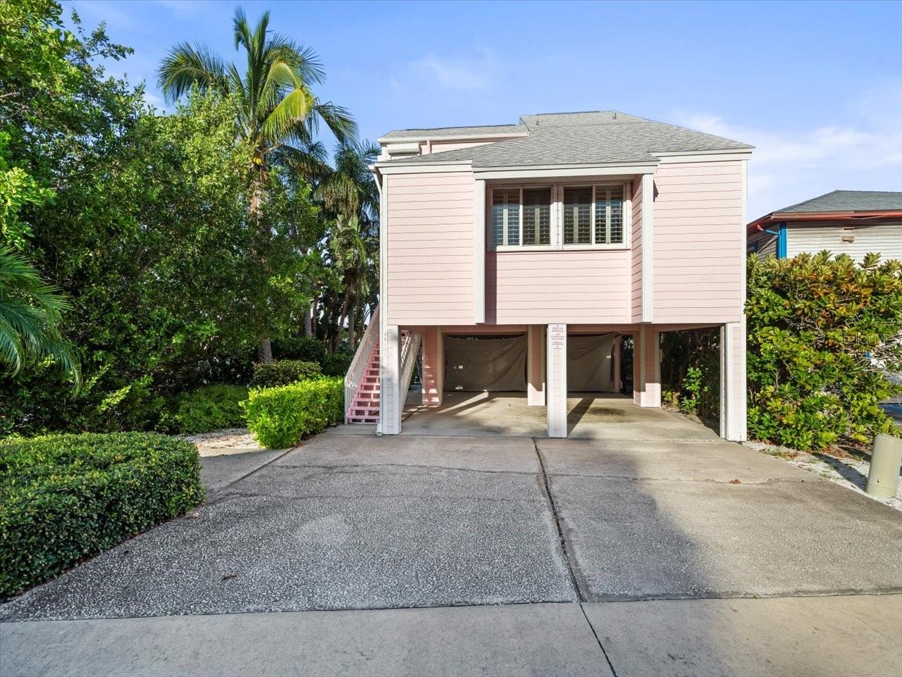 U8252027 Property Photo