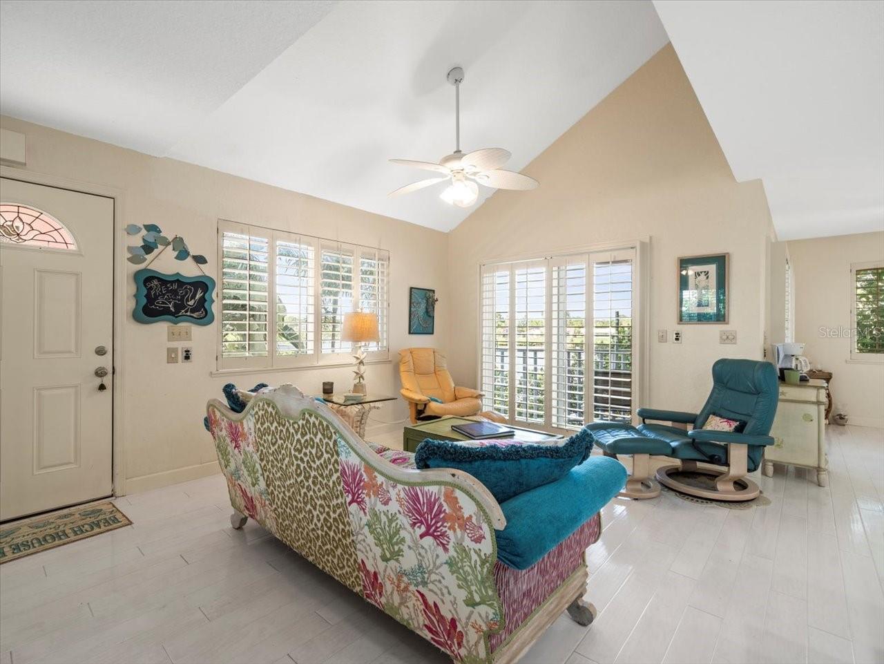 U8252027 Property Photo