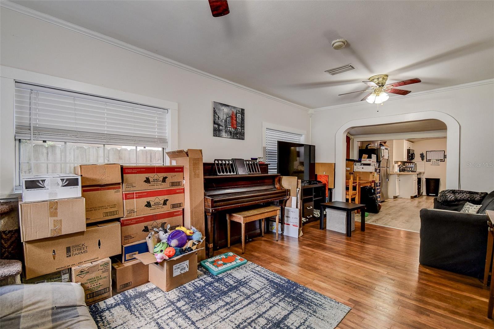 U8253716 Property Photo