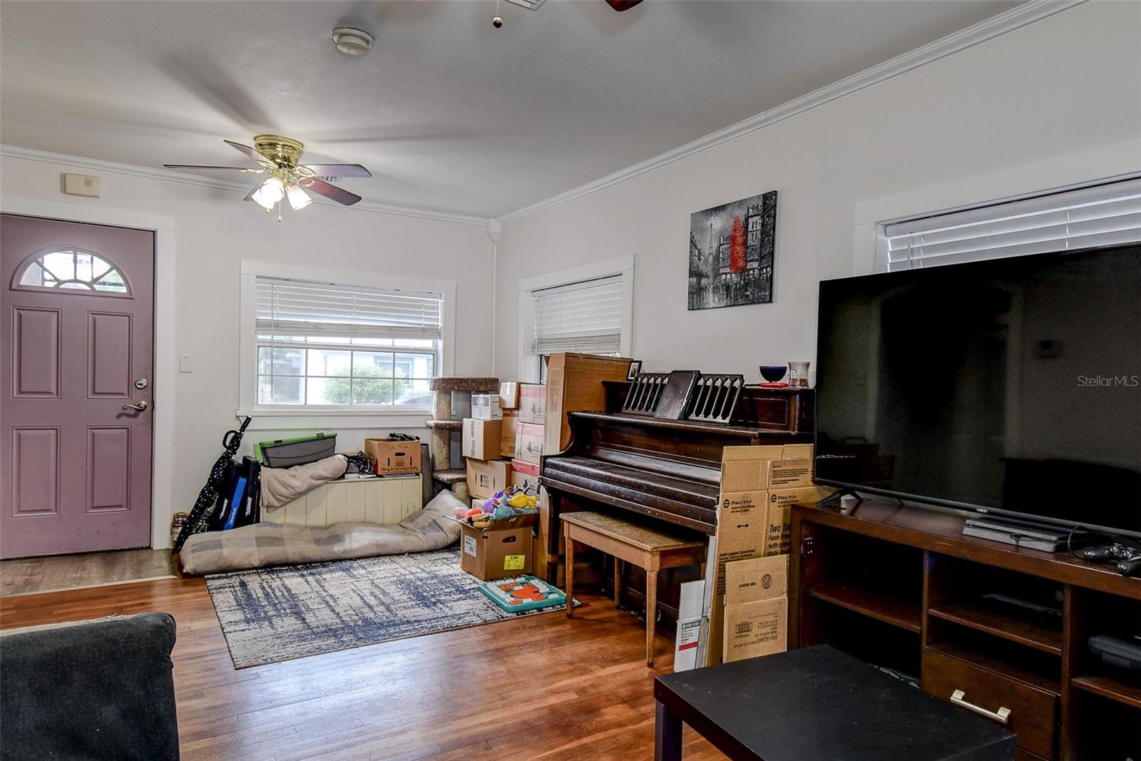 U8253716 Property Photo