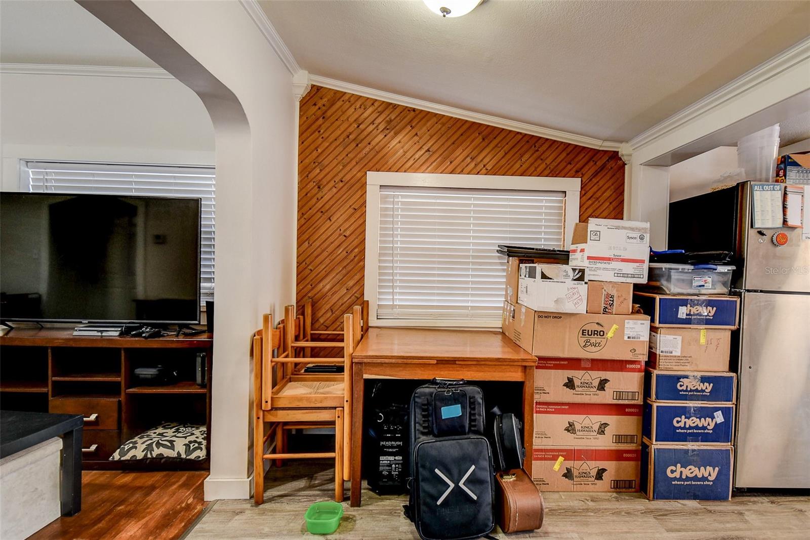 U8253716 Property Photo