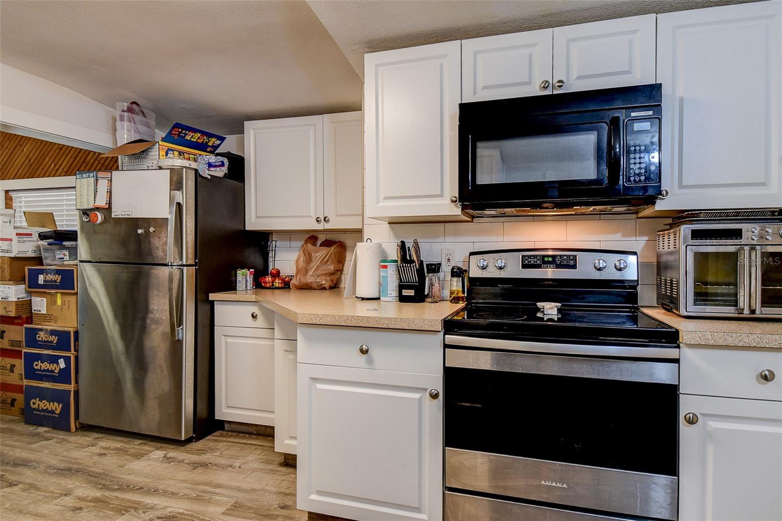 U8253716 Property Photo