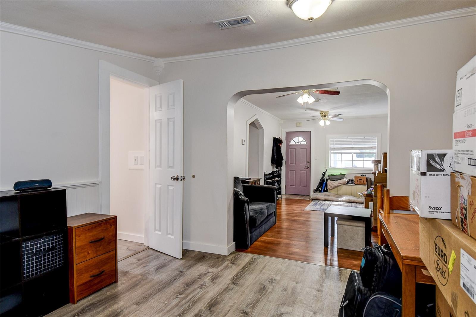 U8253716 Property Photo