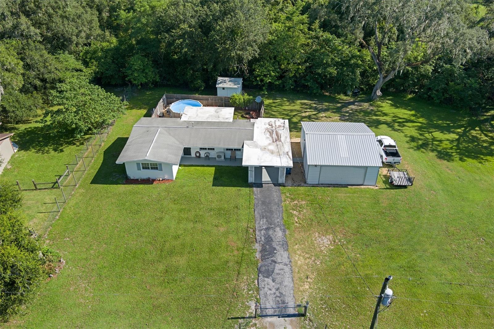 W7867736 Property Photo