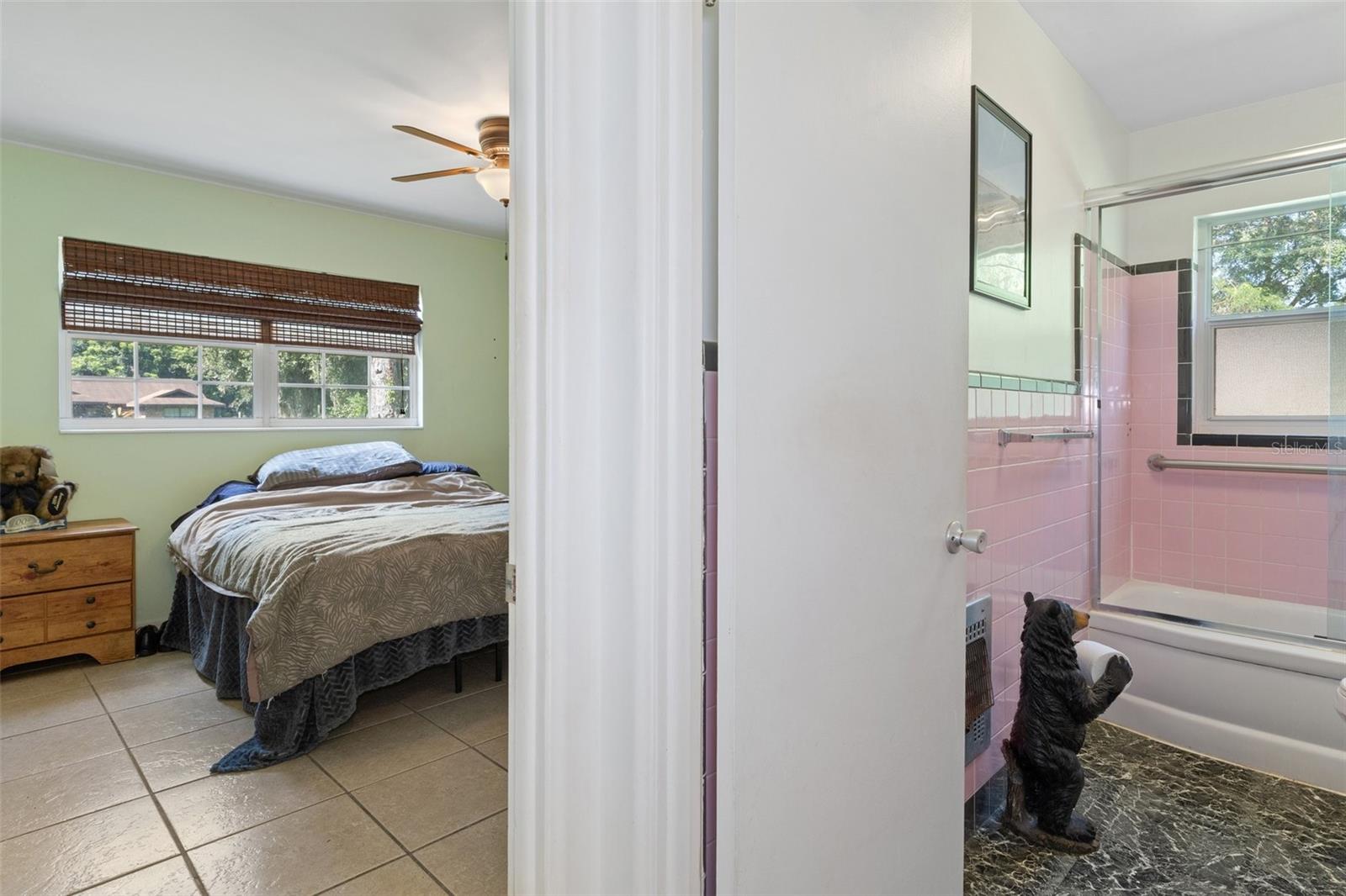 W7867736 Property Photo
