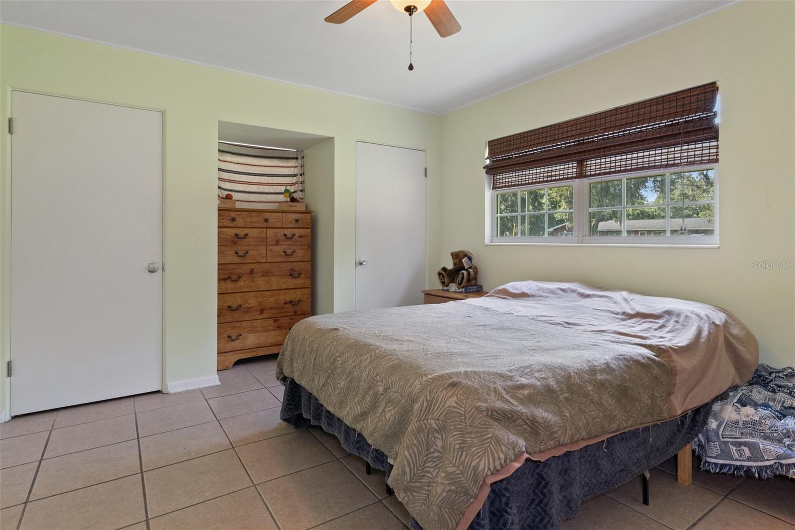 W7867736 Property Photo