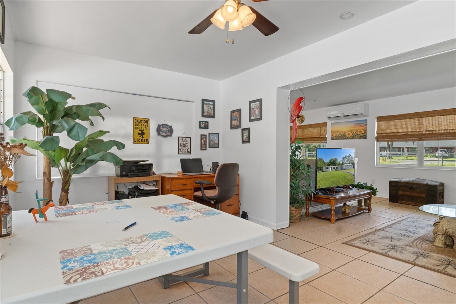 W7867736 Property Photo