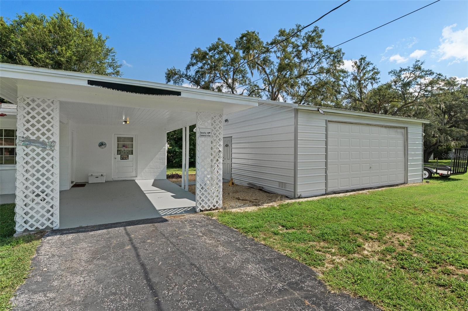 W7867736 Property Photo