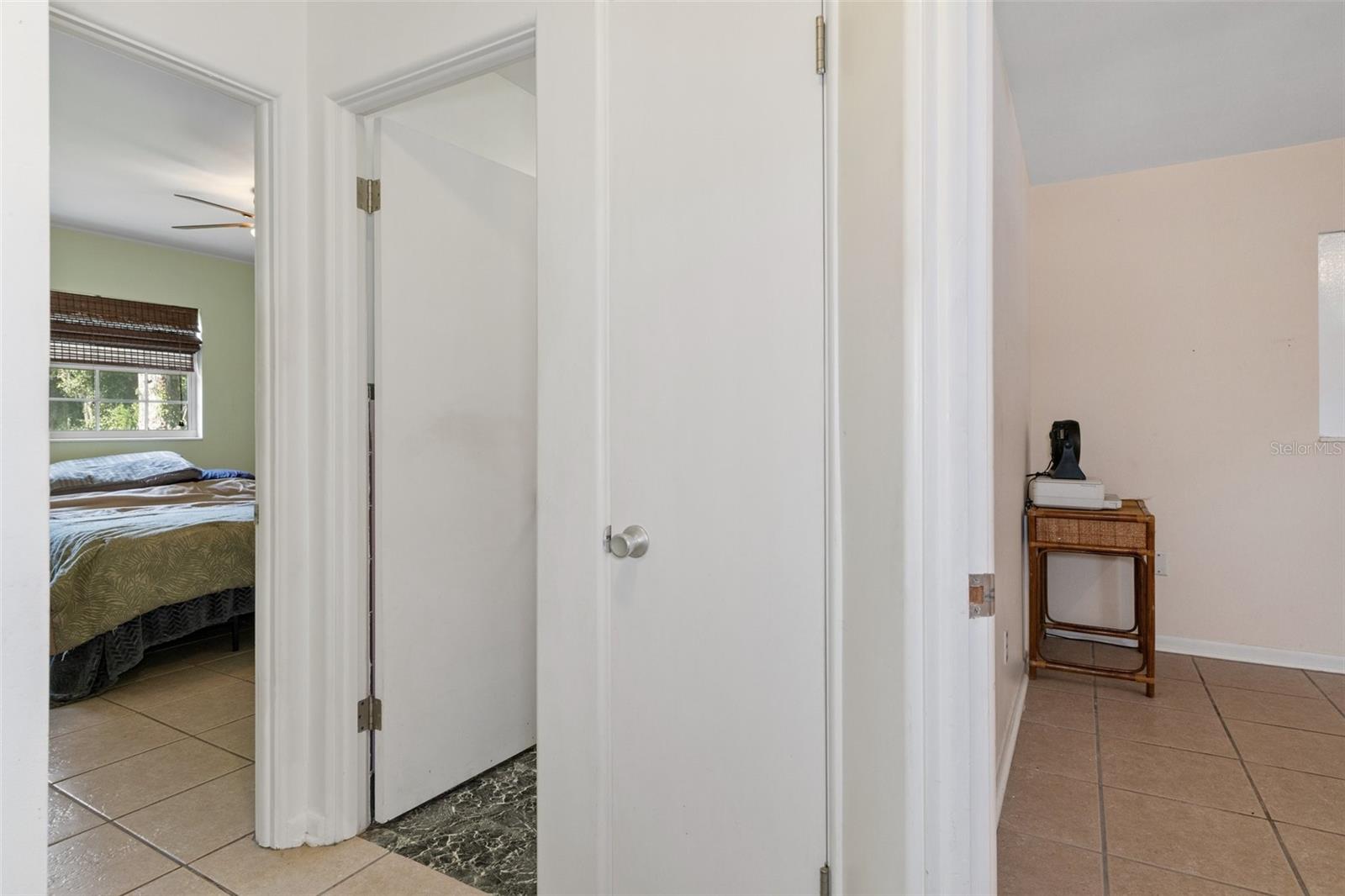 W7867736 Property Photo