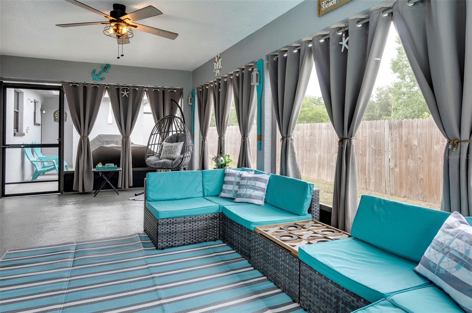 U8255230 Property Photo