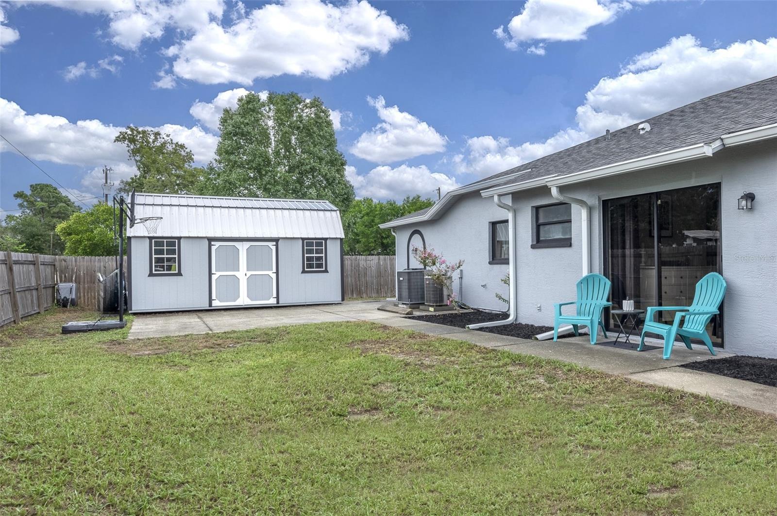 U8255230 Property Photo