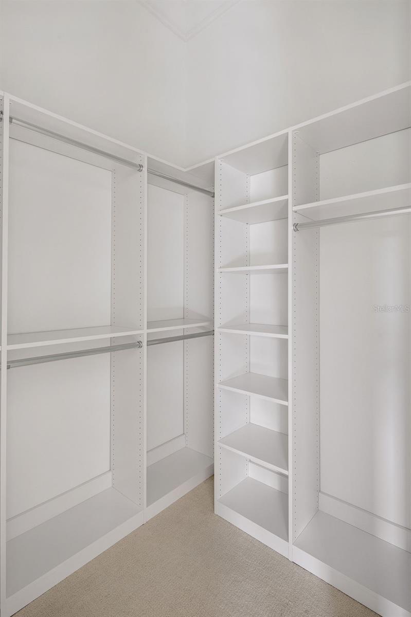 A4624804 Property Photo