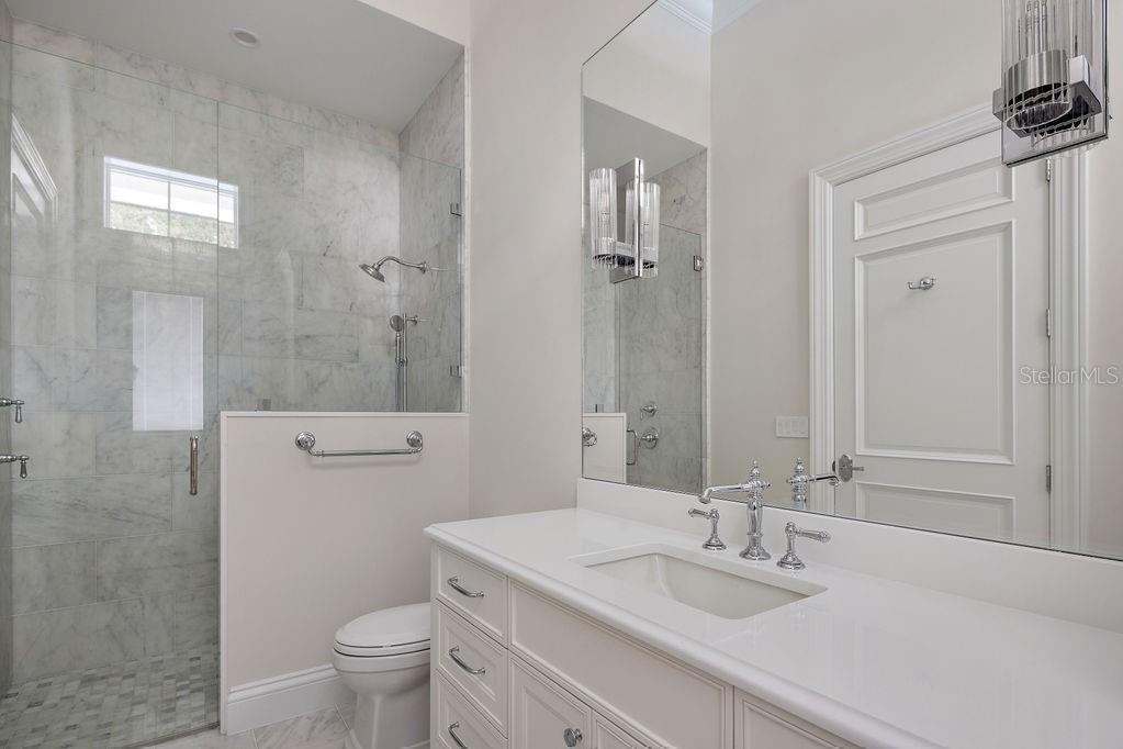 A4624804 Property Photo