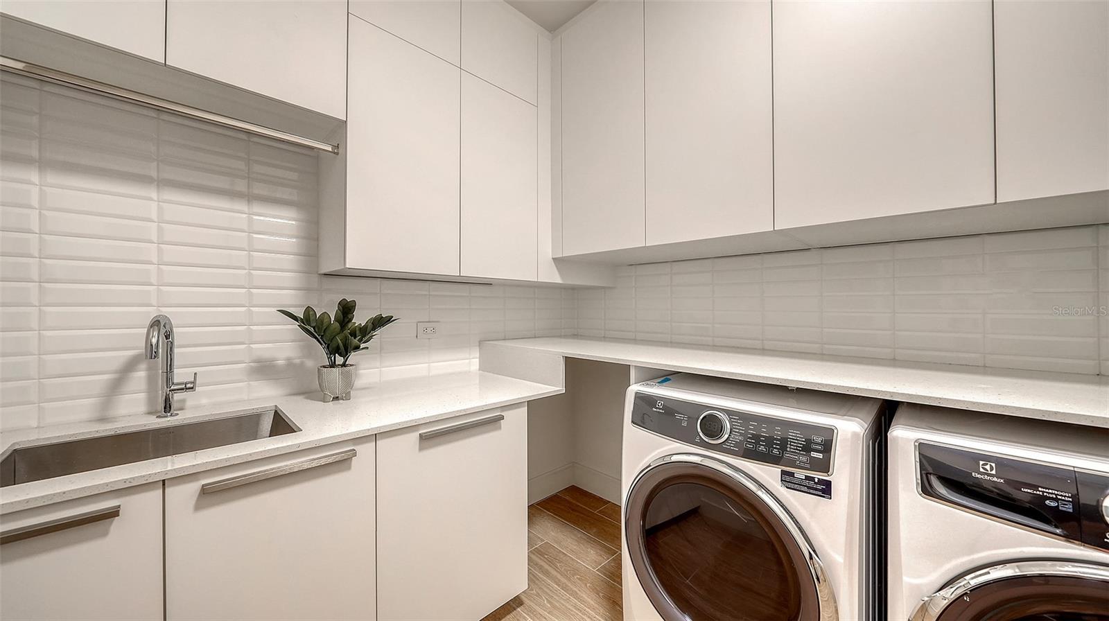 A4627926 Property Photo