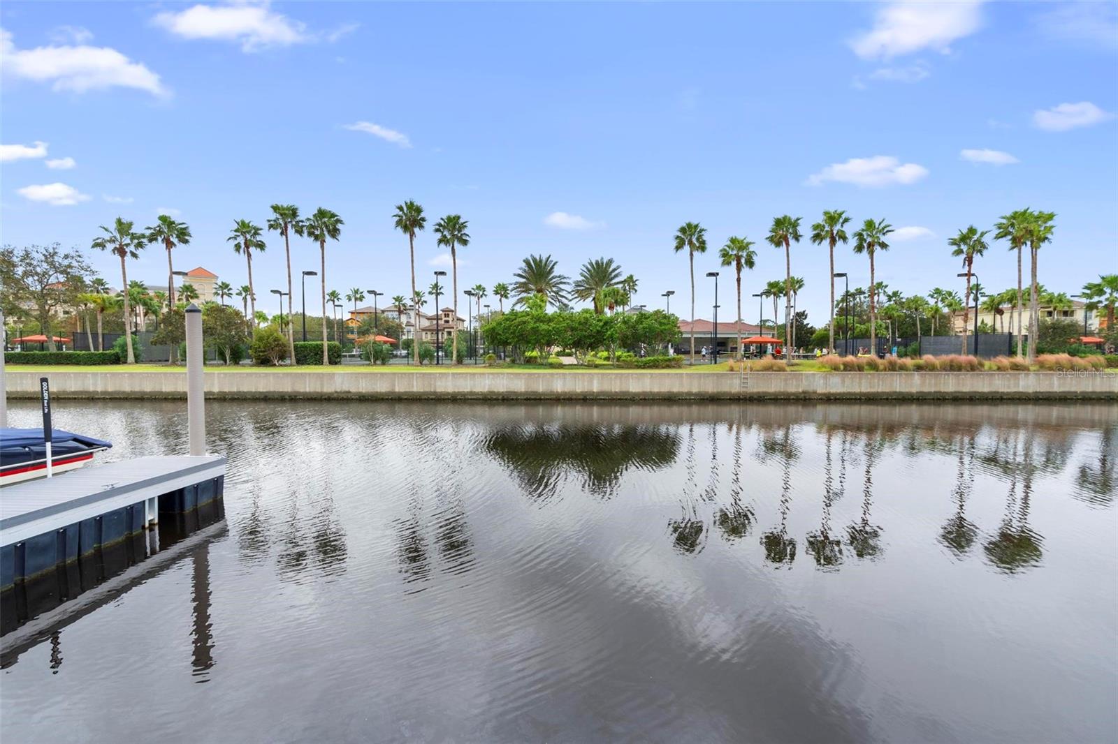 MLS# V4939365 Property Photo