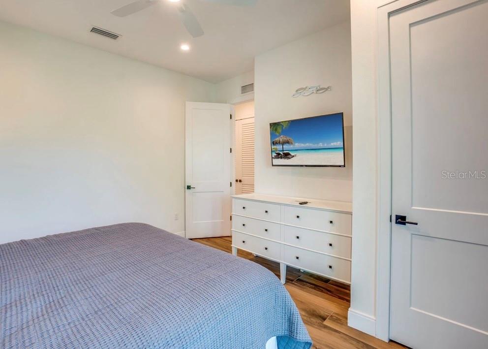 A4633389 Property Photo