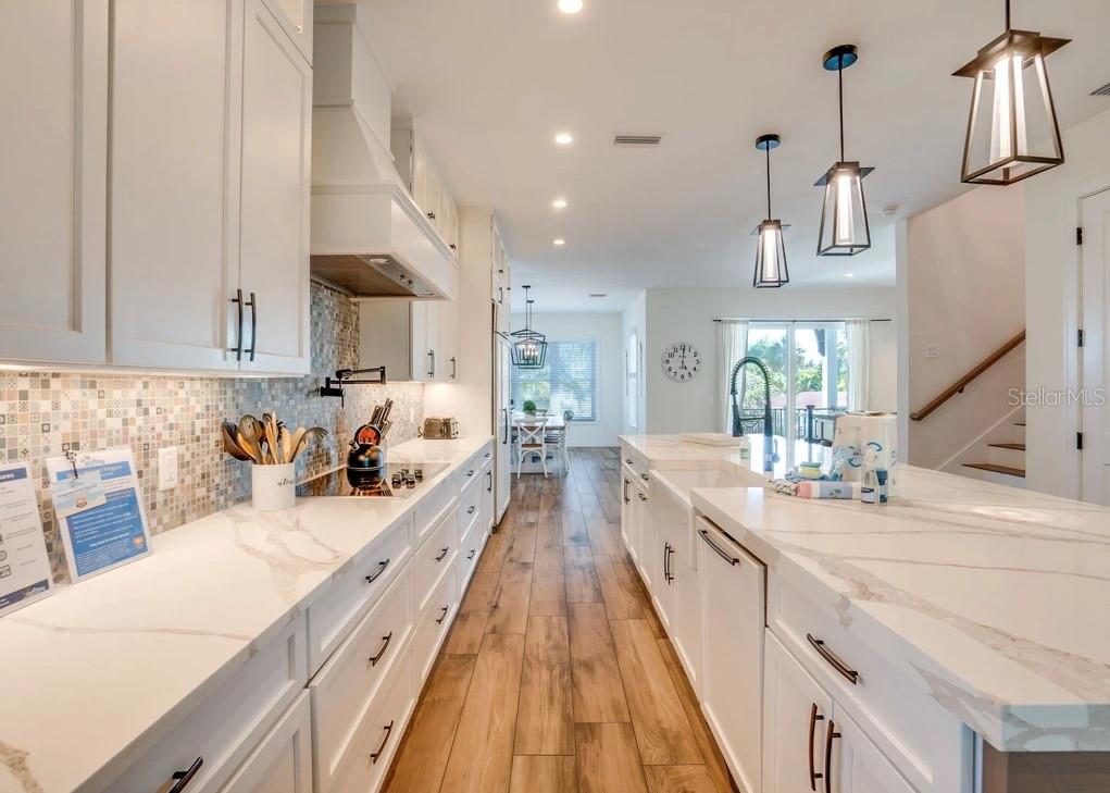A4633389 Property Photo