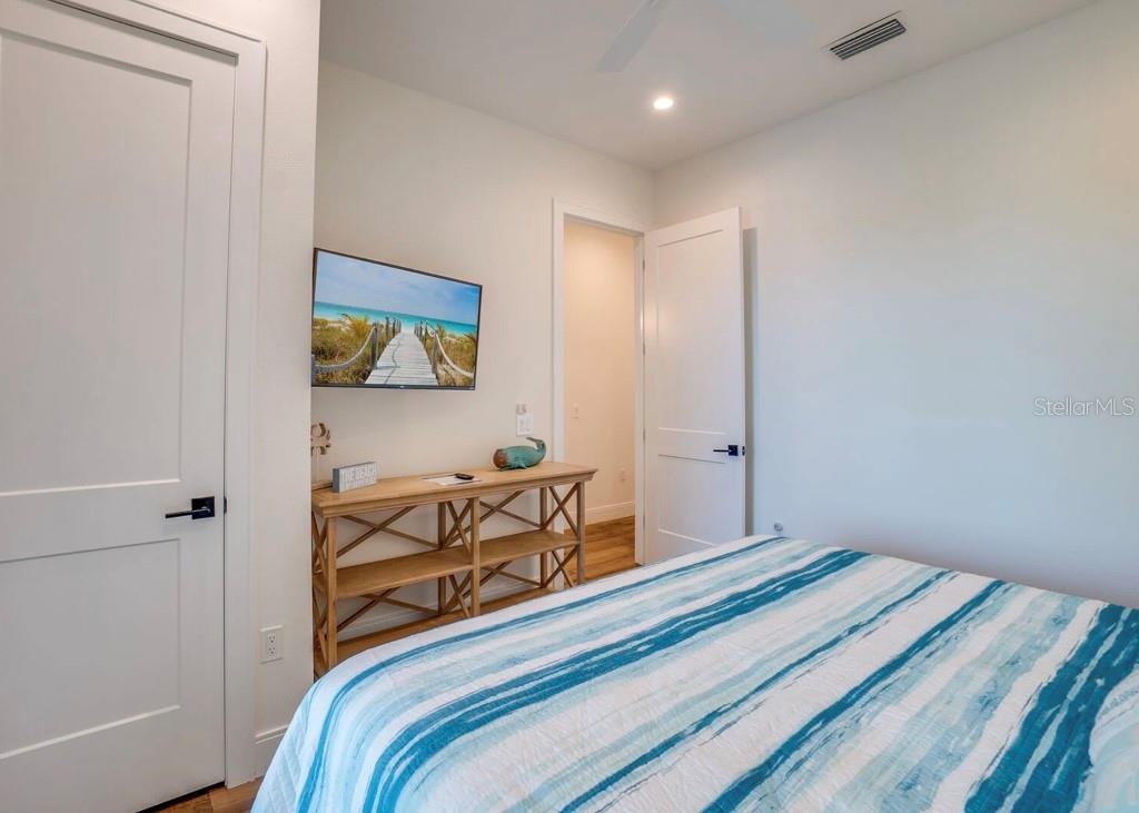 A4633389 Property Photo