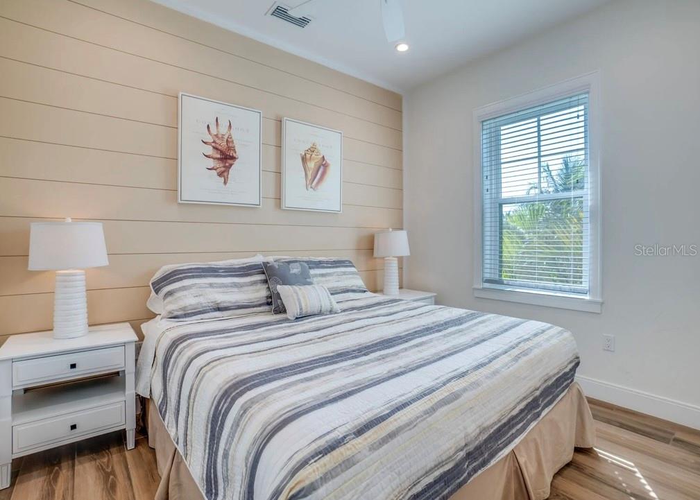 A4633389 Property Photo