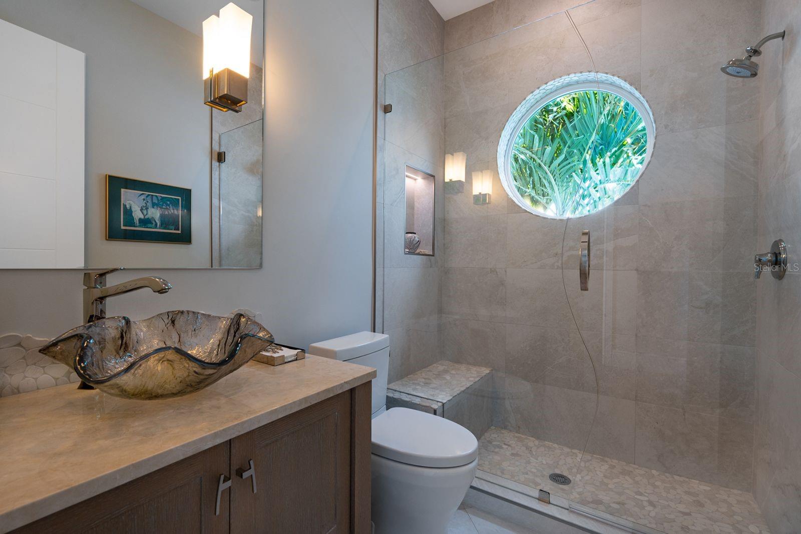 A4633484 Property Photo
