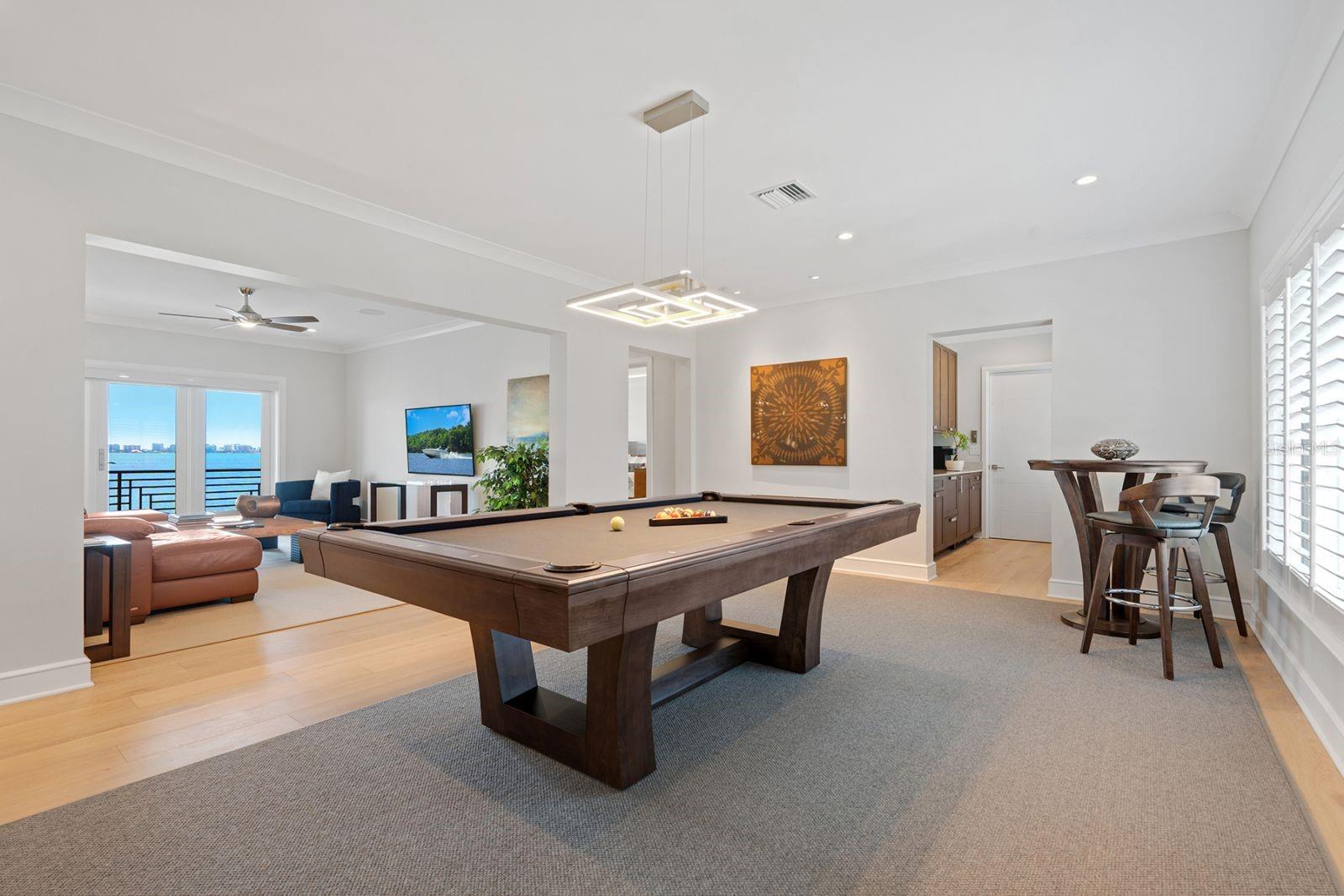A4633484 Property Photo