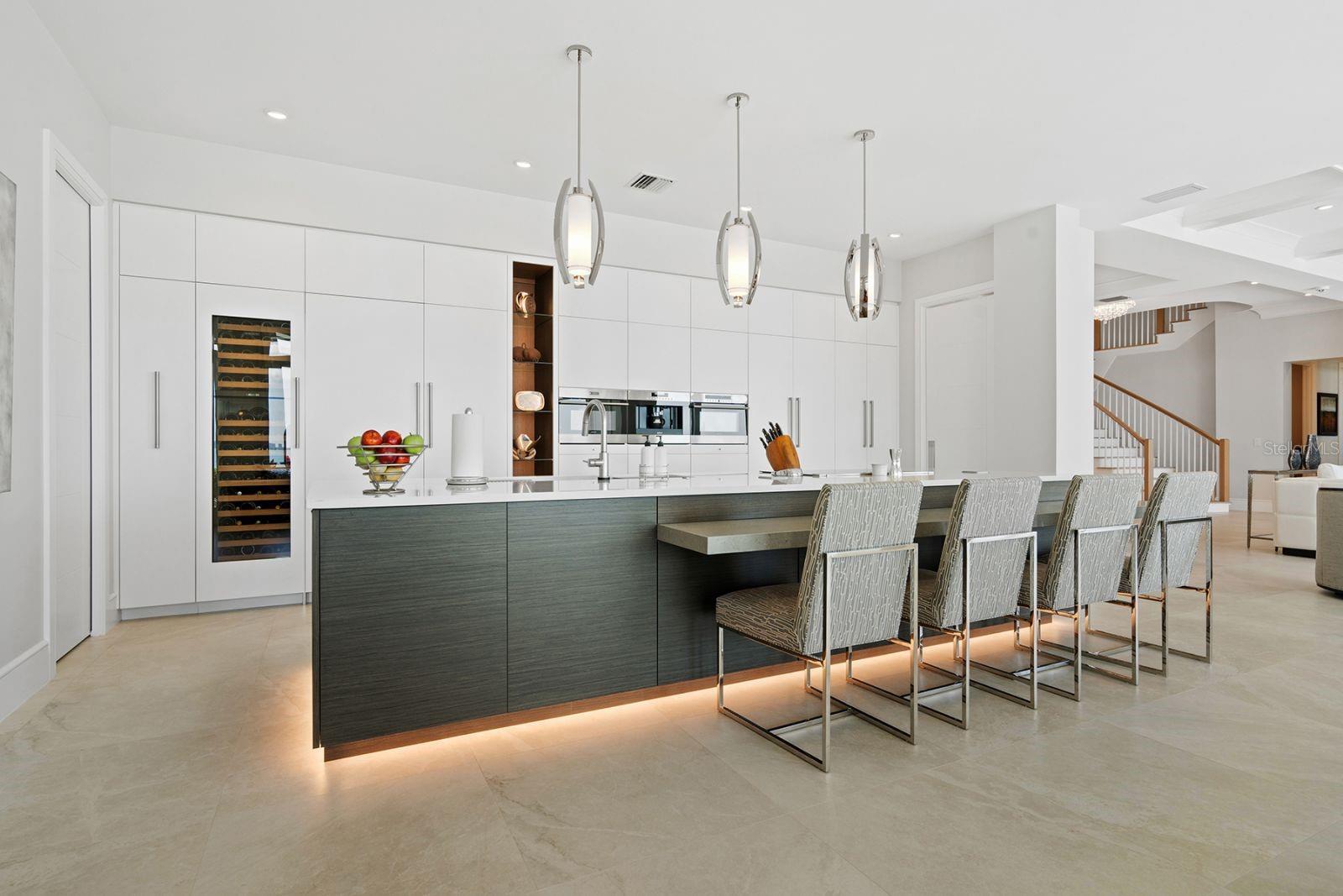 A4633484 Property Photo