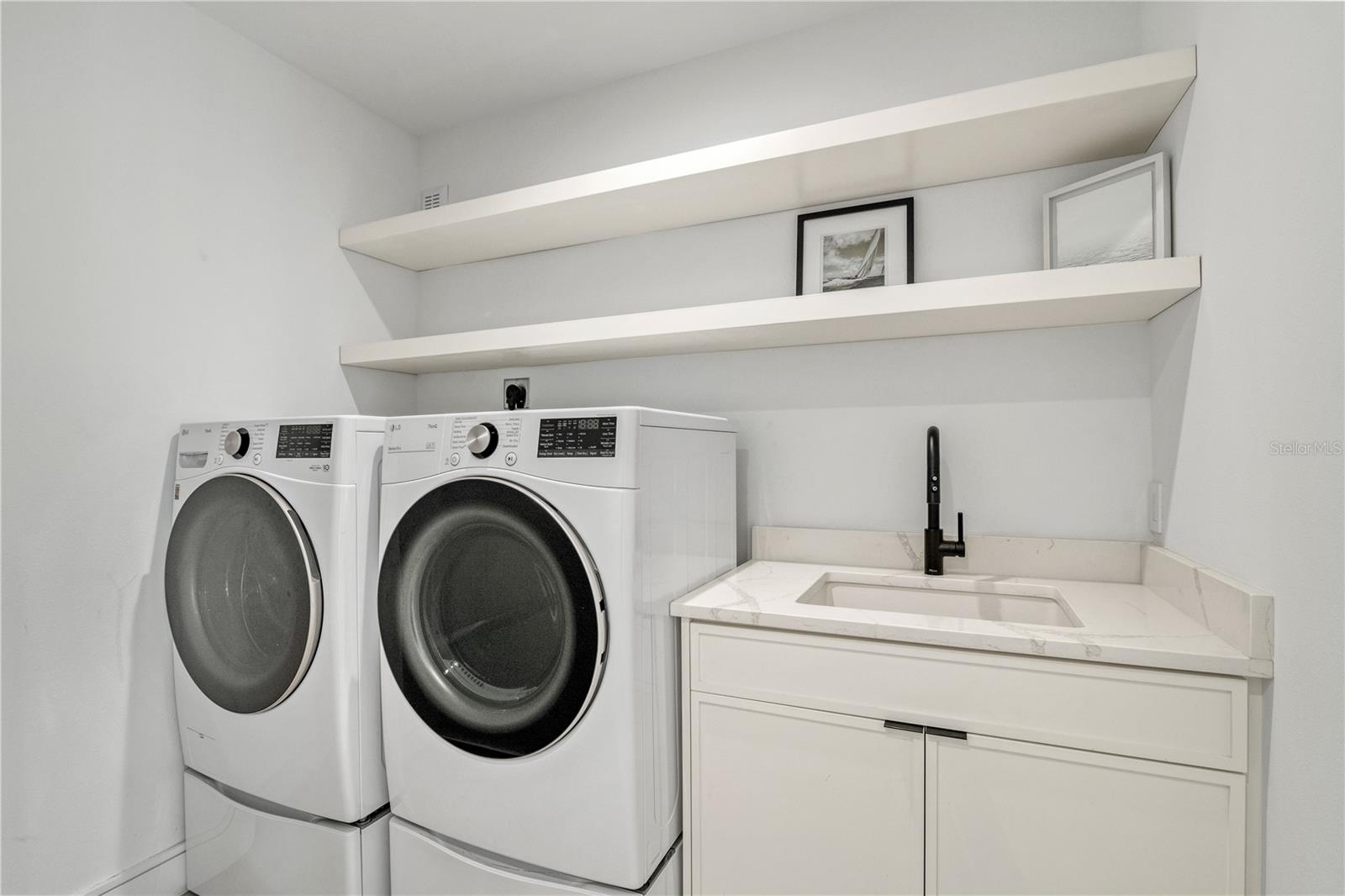 A4634680 Property Photo