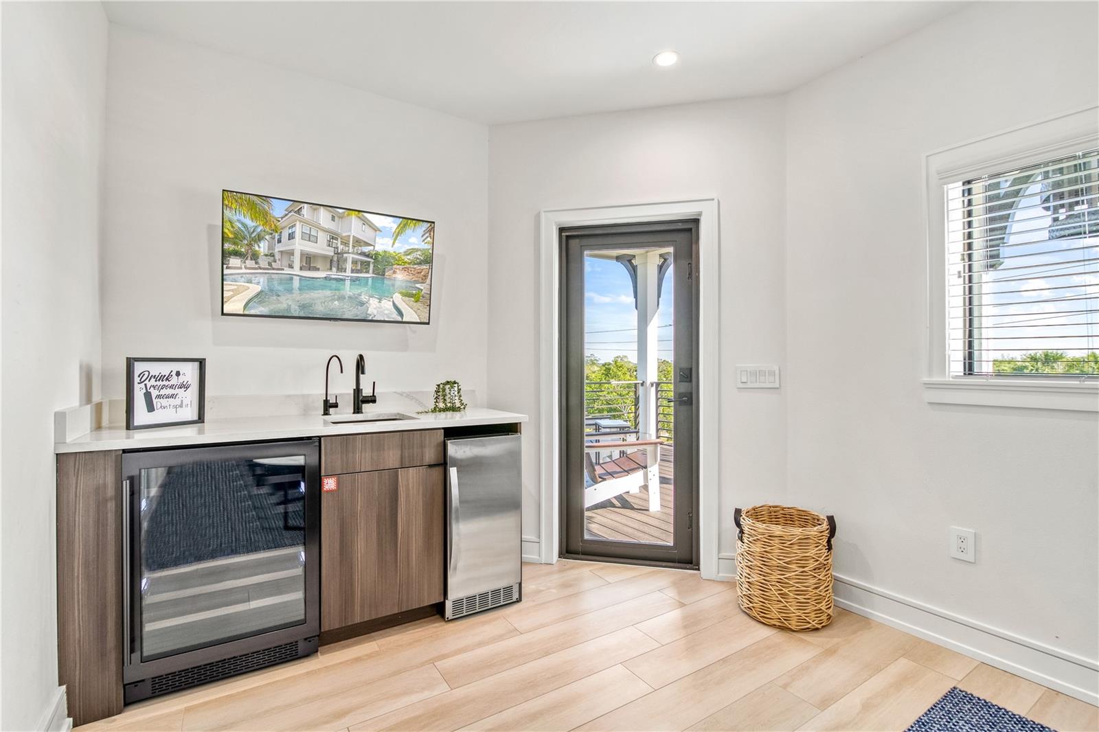 A4634680 Property Photo